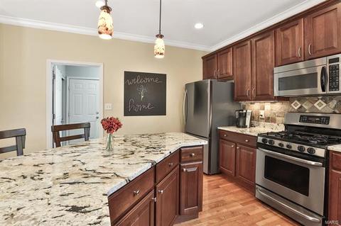 210 Arbor Trails Dr, Ballwin, MO 63021 photo 12
