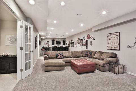 210 Arbor Trails Dr, Ballwin, MO 63021 photo 33