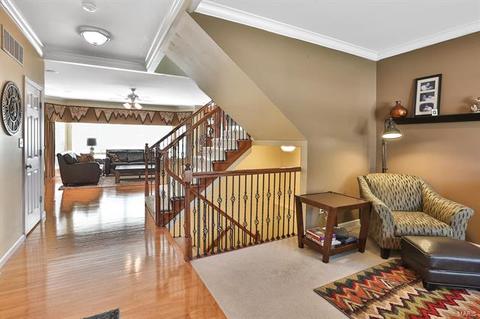 210 Arbor Trails Dr, Ballwin, MO 63021 photo 4