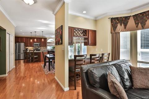 210 Arbor Trails Dr, Ballwin, MO 63021 photo 8