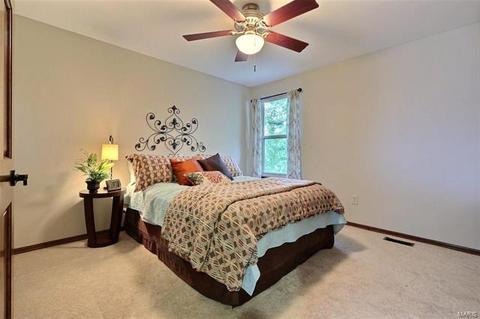 426 Alverston Ct, Ballwin, MO 63021 photo 21