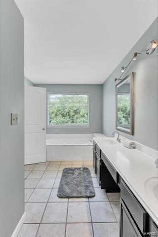 7471 Little Oaks Dr, O'fallon, MO 63368 photo 21