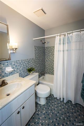 251 Towercliffe Dr, Ballwin, MO 63021 photo 19