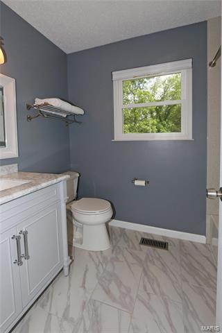 1388 Justerini, Ballwin, MO 63011 photo 23