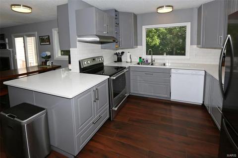 1388 Justerini, Ballwin, MO 63011 photo 10