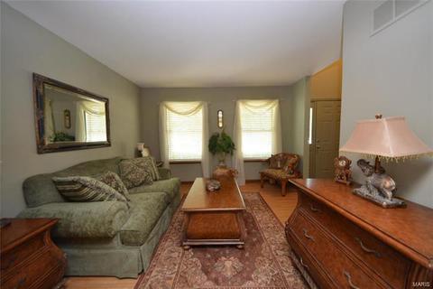 8 Tinsmith Ct, O'fallon, MO 63366 photo 6