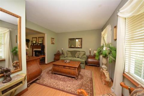 8 Tinsmith Ct, O'fallon, MO 63366 photo 5