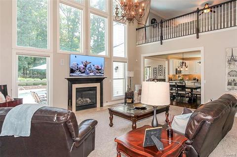 755 Southbrook Forest Ct, Weldon Spring, MO 63304 photo 4