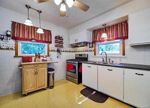 222 Rethmeier Ct, Ballwin, MO 63021 photo 14