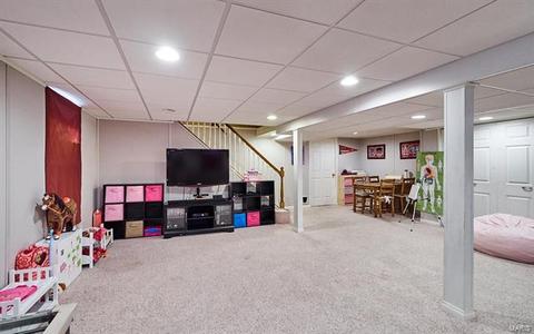 222 Rethmeier Ct, Ballwin, MO 63021 photo 33