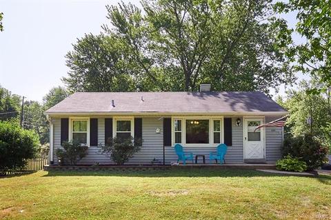 222 Rethmeier Ct, Ballwin, MO 63021 photo 1