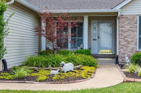 5197 Rosemount Dr, Weldon Spring, MO 63304 photo 2