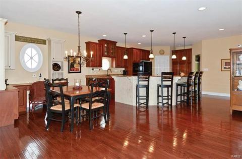 752 Thunder Hill Dr, O'fallon, MO 63368 photo 3