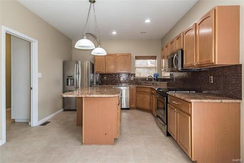 274 Arbor Trails Dr, Ballwin, MO 63021 photo 15