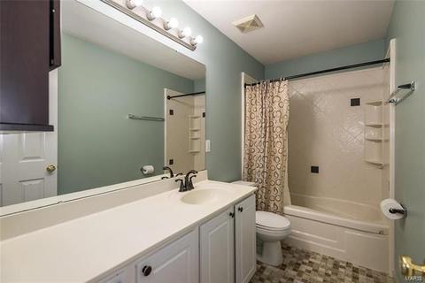 274 Arbor Trails Dr, Ballwin, MO 63021 photo 30