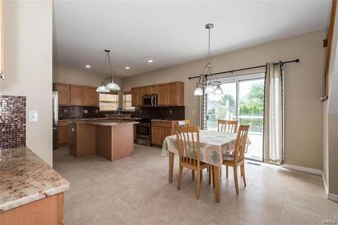 274 Arbor Trails Dr, Ballwin, MO 63021 photo 12