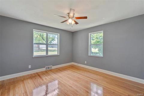 129 Holloway Rd, Ballwin, MO 63011 photo 16
