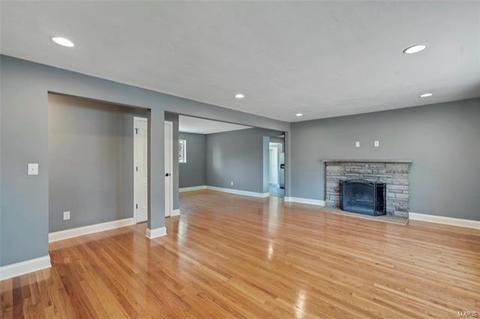 129 Holloway Rd, Ballwin, MO 63011 photo 12
