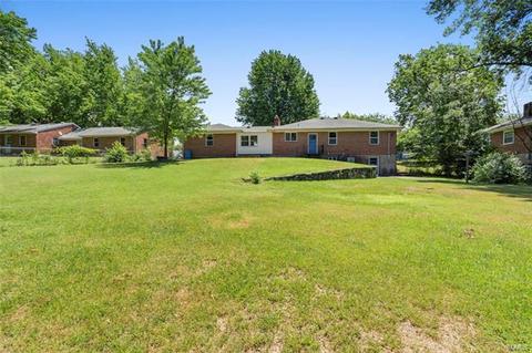 129 Holloway Rd, Ballwin, MO 63011 photo 34