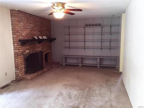 471 Graywood Dr, Ballwin, MO 63011 photo 17