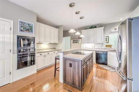 755 Arbor Haven Dr, Ballwin, MO 63021 photo 9