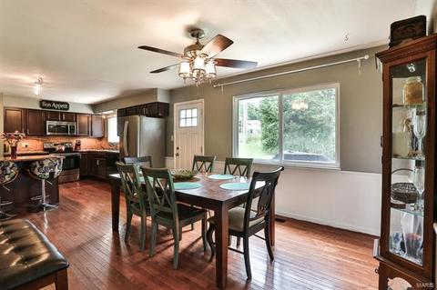 303 Warwick Ln, Manchester, MO 63021 photo 6