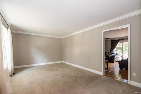532 Rolling Glen Ln, Ballwin, MO 63011 photo 7
