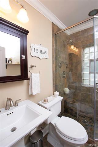 16 E Cedar Ave, Saint Louis, MO 63119 photo 32