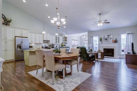 54 Autumn Way Ct, Eureka, MO 63025 photo 12