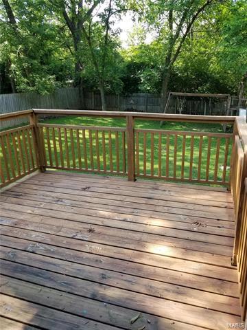 377 Messina, Ballwin, MO 63021 photo 14