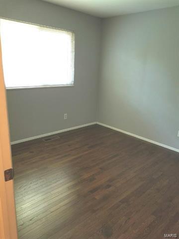 377 Messina, Ballwin, MO 63021 photo 10
