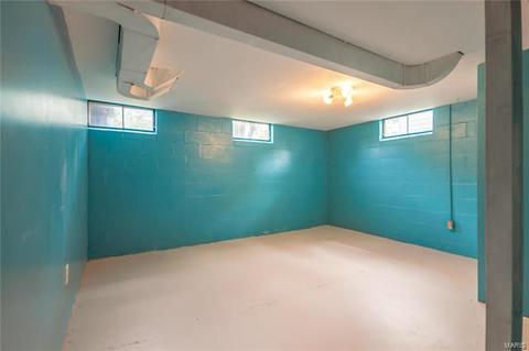 8859 Bobb Ave, Saint Louis, MO 63114 photo 20