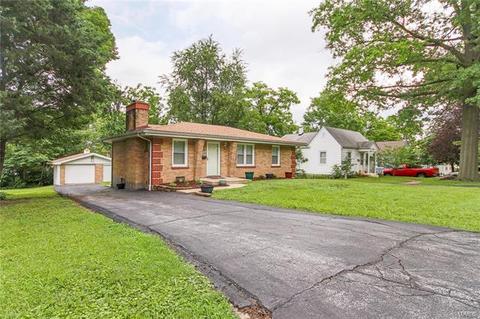 8859 Bobb Ave, Saint Louis, MO 63114 photo 3