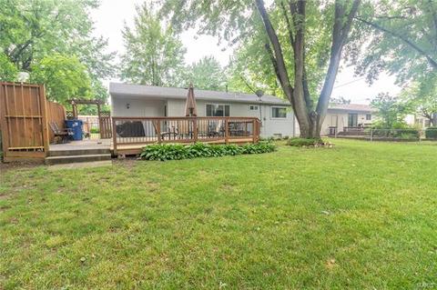 3264 Highgate Ln, Saint Charles, MO 63301 photo 17