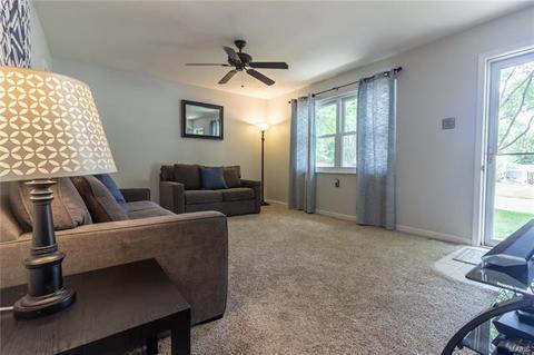 3264 Highgate Ln, Saint Charles, MO 63301 photo 5