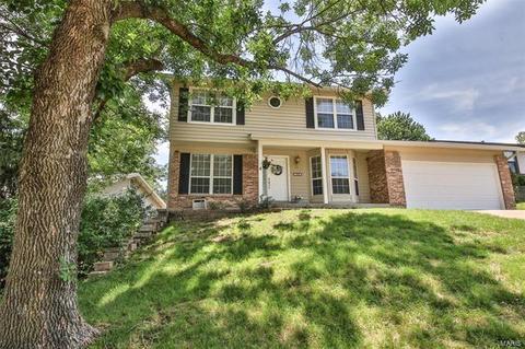 512 Echo Hill Ct, Ballwin, MO 63021 photo 2
