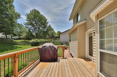 512 Echo Hill Ct, Ballwin, MO 63021 photo 14