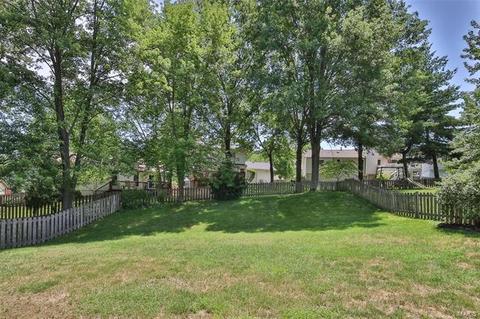 512 Echo Hill Ct, Ballwin, MO 63021 photo 7