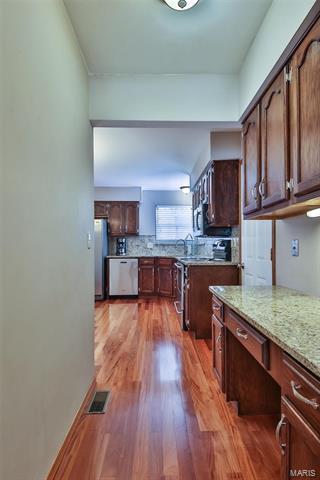512 Echo Hill Ct, Ballwin, MO 63021 photo 24