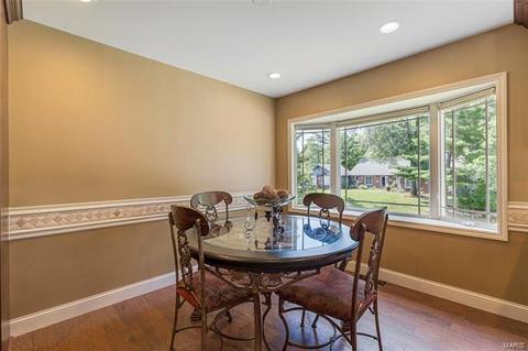 554 Shadowridge Dr, Wildwood, MO 63011 photo 17