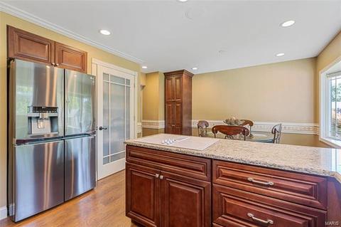554 Shadowridge Dr, Wildwood, MO 63011 photo 16
