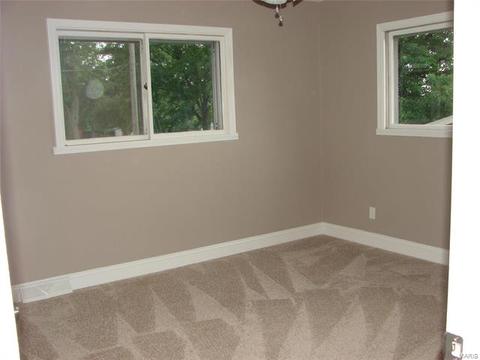 111 Robert Dr, Saint Charles, MO 63304 photo 25