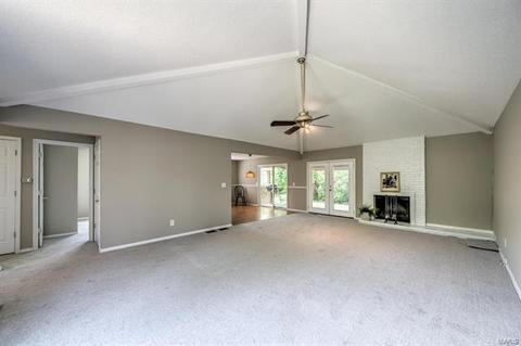 965 Beacon Woods Ct, Manchester, MO 63021 photo 3