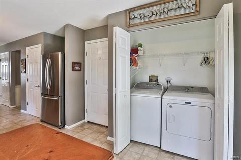 1020 Columbard Dr, Ballwin, MO 63021 photo 15