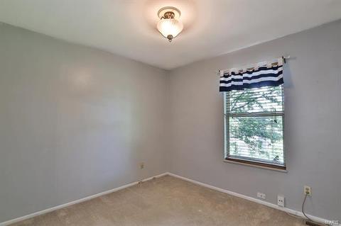 1020 Columbard Dr, Ballwin, MO 63021 photo 23