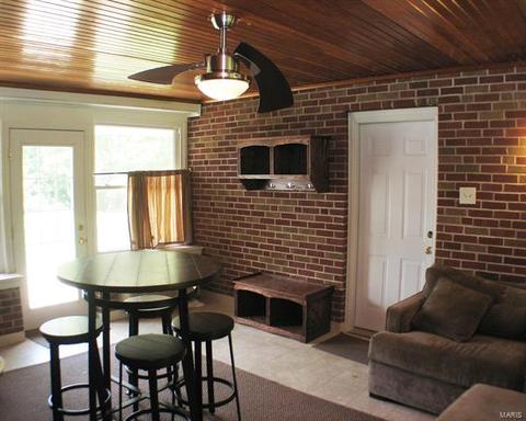 10437 E Watson, Sunset Hills, MO 63127 photo 13
