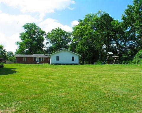 10437 E Watson, Sunset Hills, MO 63127 photo 37
