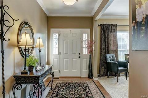 1380 Red Oak Plantation Dr, Ballwin, MO 63021 photo 4