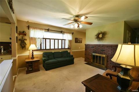 1209 Miremont Dr, Manchester, MO 63011 photo 7