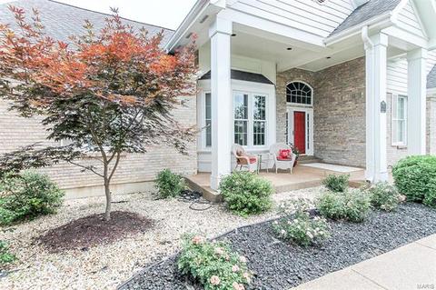 614 Loughmor Pass, Weldon Spring, MO 63304 photo 2